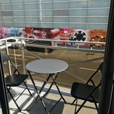 Studio Renove Avec Balcon A 100M De La Plage Et Piscine - 4 Personnes - Les Sables-D'Olonne - Fr-1-331-204 Luaran gambar
